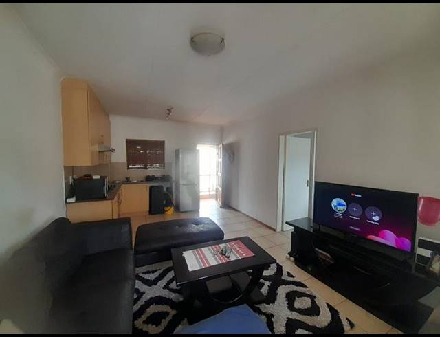 1 BEDROOM APARTMENT FOR SALE IN HESTEAPARK